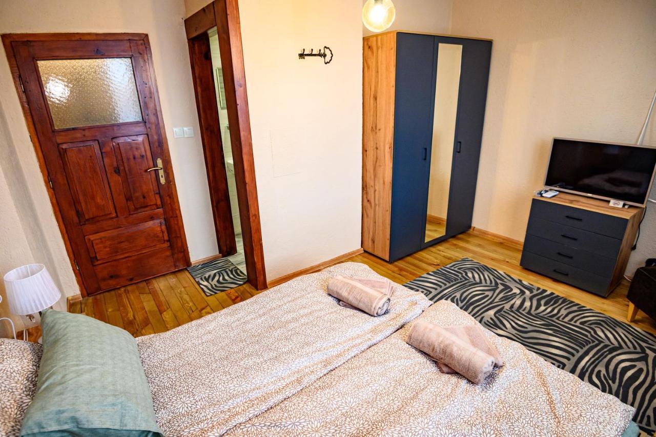 Lalev Guest House Банско Экстерьер фото