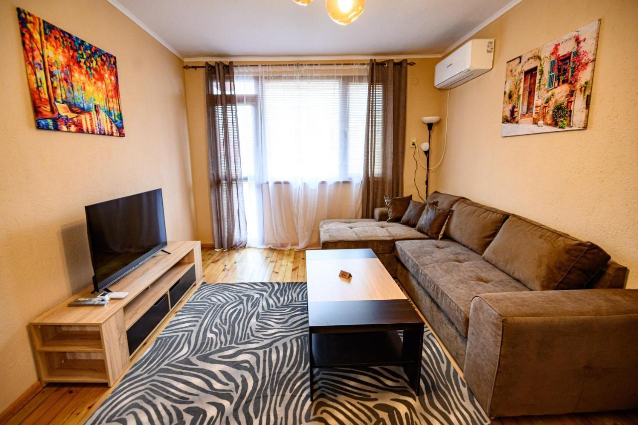 Lalev Guest House Банско Экстерьер фото